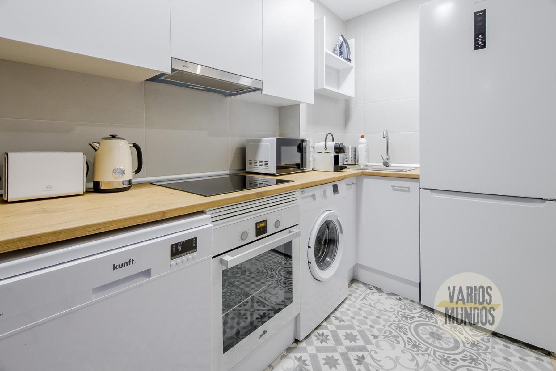 Cool Apt Para 9Pax En Plena Plaza De Chueca Мадрид Экстерьер фото
